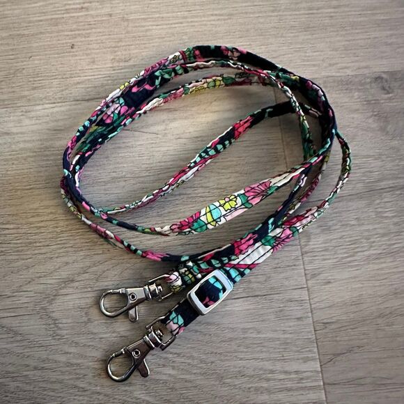 Vera Bradley Petal Paisley Pattern Thin Adjustable Crossbody Strap - Picture 1 of 4